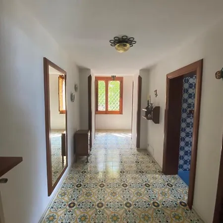 Casa Di Don Francesco * Scala