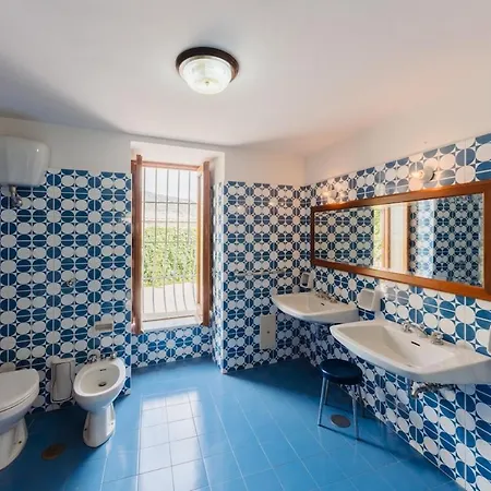 Casa Di Don Francesco * סקאלה