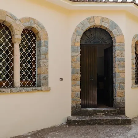 בית נופש Casa Di Don Francesco